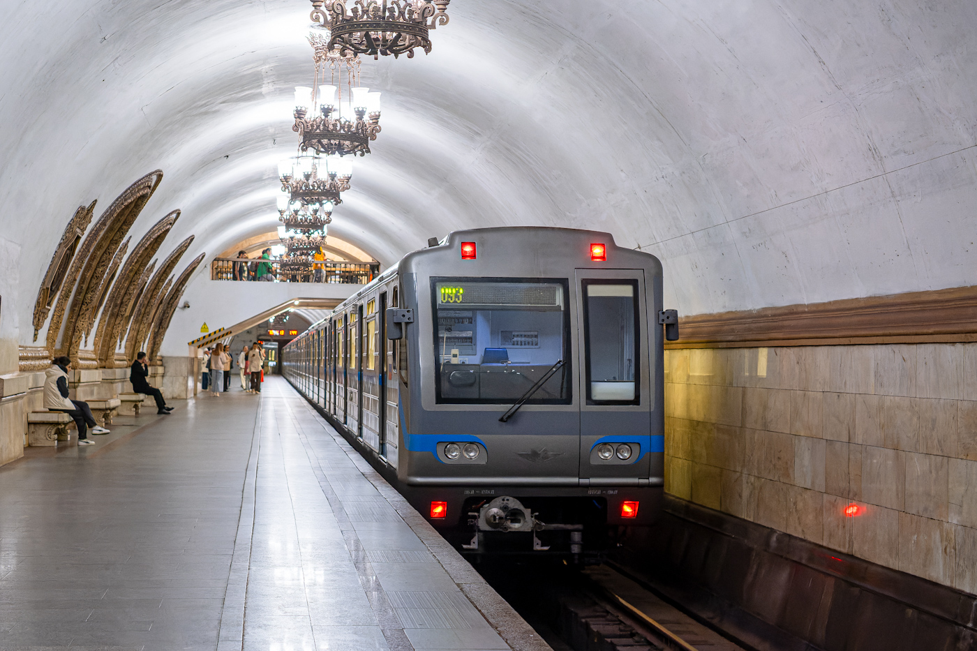 莫斯科, 81-717.6 # 27015