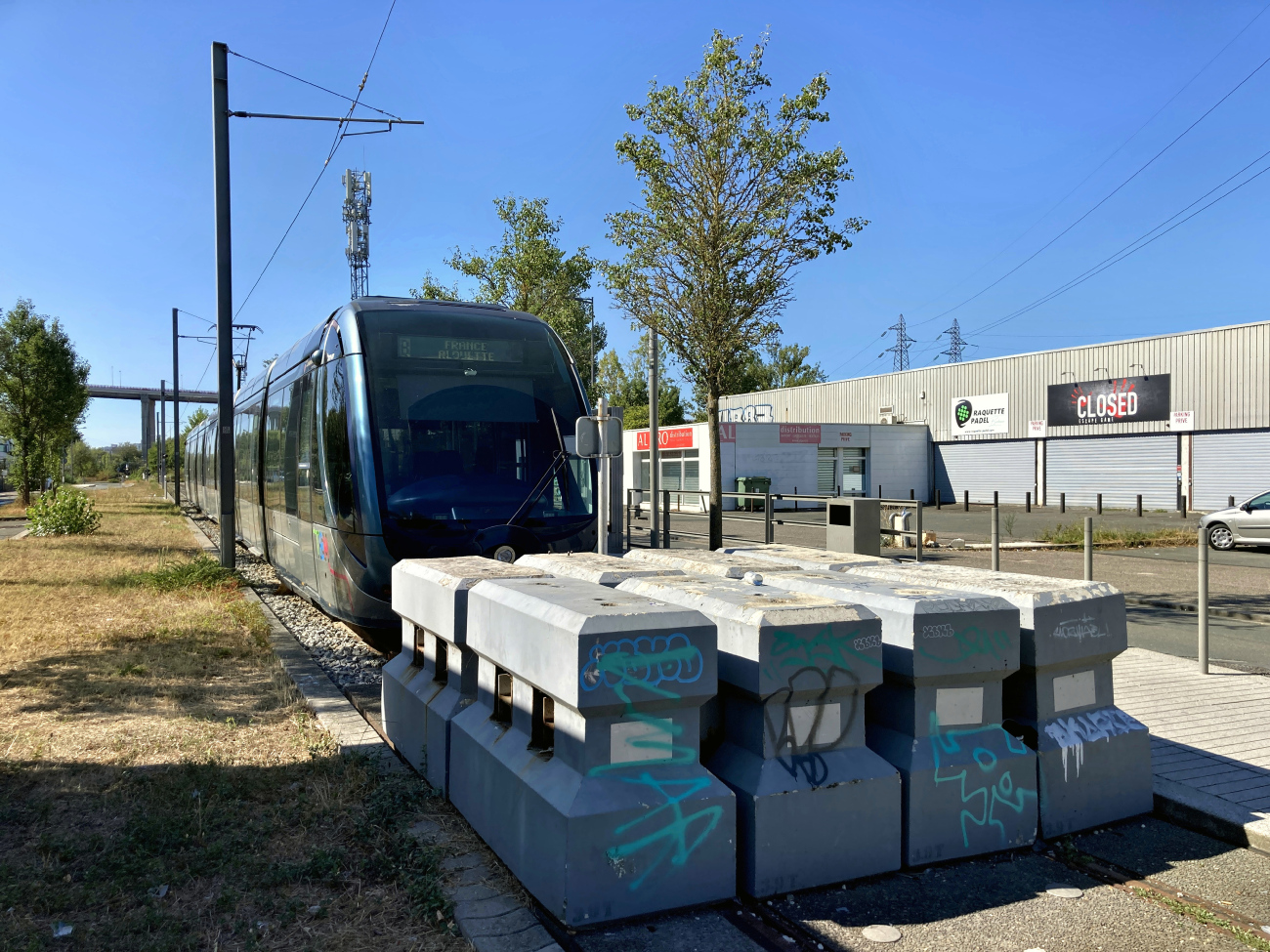 Бордо, Alstom Citadis 402 № 2219; Бордо — Трамвайные линии и инфраструктура