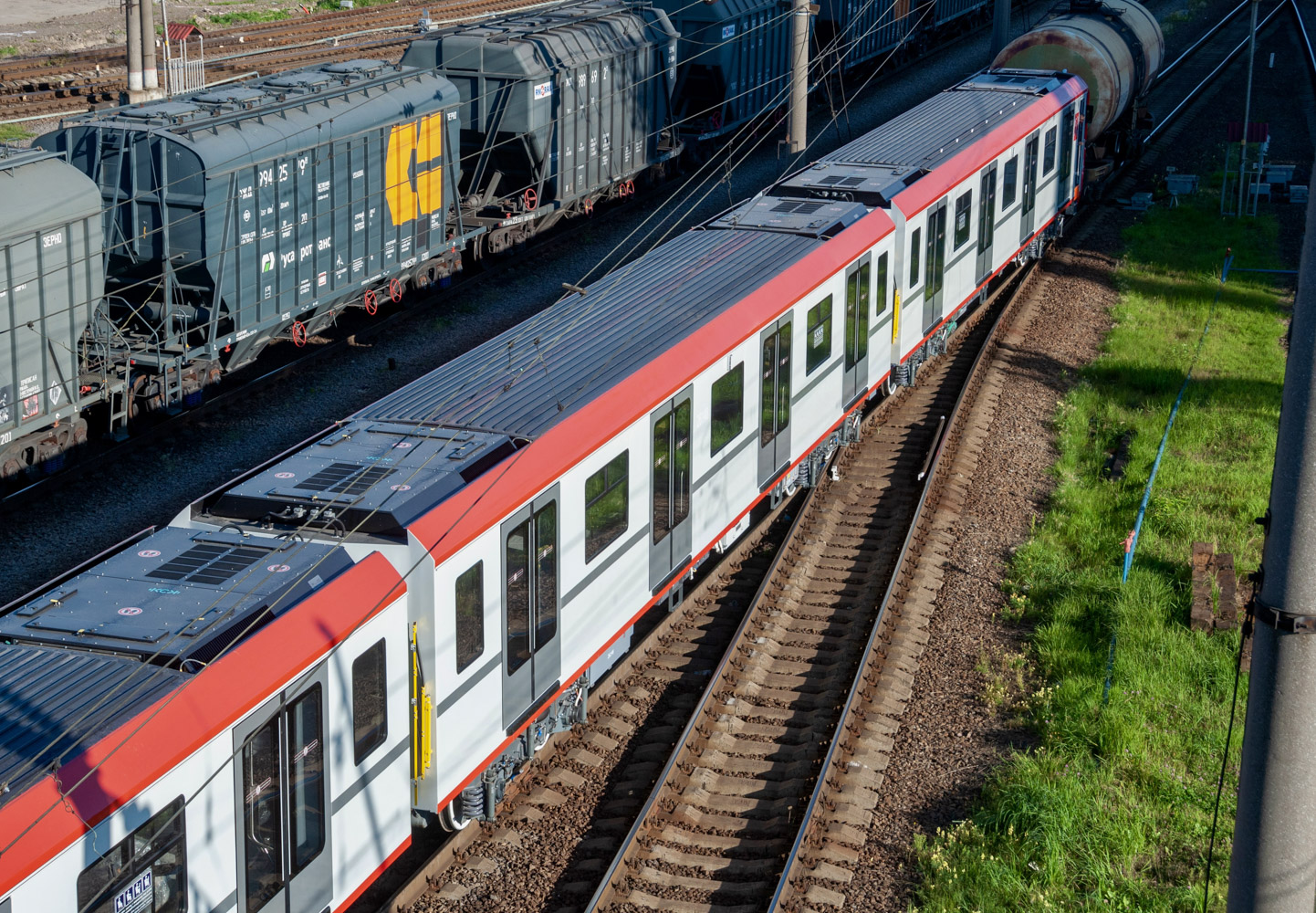 Sankt Peterburgas, 81-726.1 "Baltiets" nr. 26148; Sankt Peterburgas — Metro — Transport of subway cars by railway