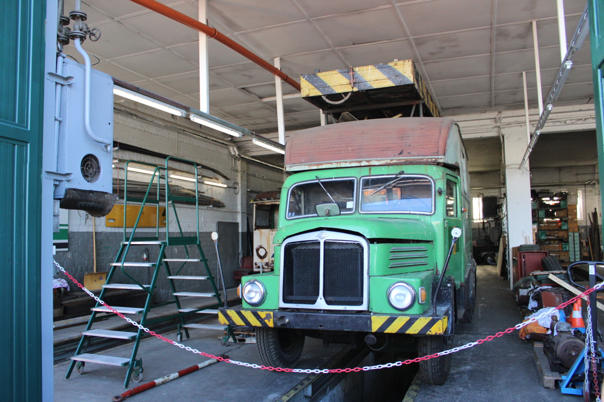 Eberswalde — Service vehicles of the trolleybus system • Wirtschaftsfahrzeuge des Obusbetriebs