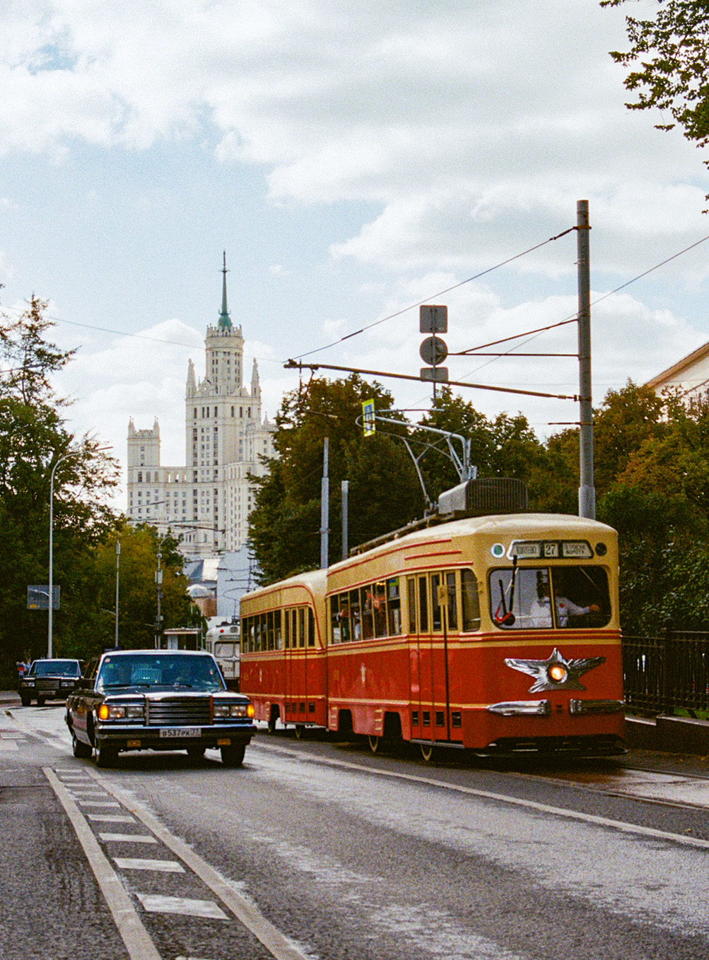 Москва — Осенний парад и выставка ретротранспорта 6 сентября 2025; Экспериментальная фототехника Москва — Осенний парад и выставка ретротранспорта 6 сентября 2025; Экспериментальная фототехника
