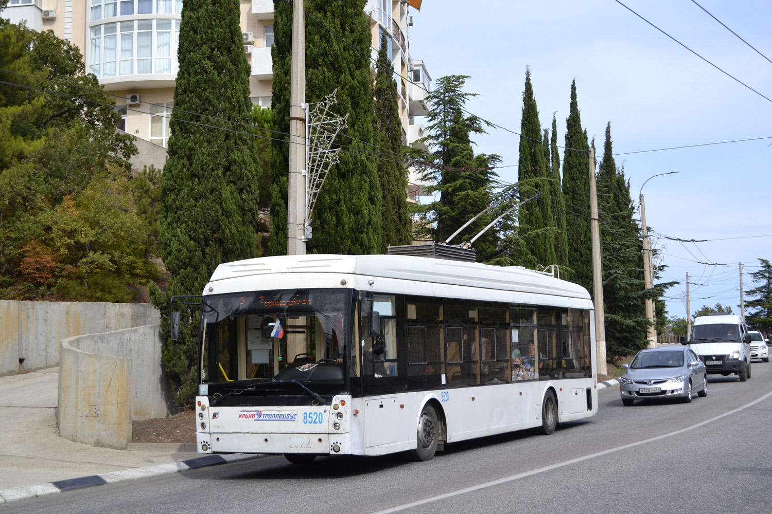 Крымский троллейбус, Тролза-5265.02 «Мегаполис» № 8520