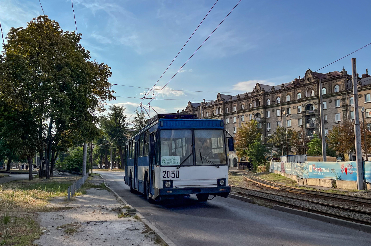 Днепр, ЮМЗ Т1Р (Т2П) № 2030
