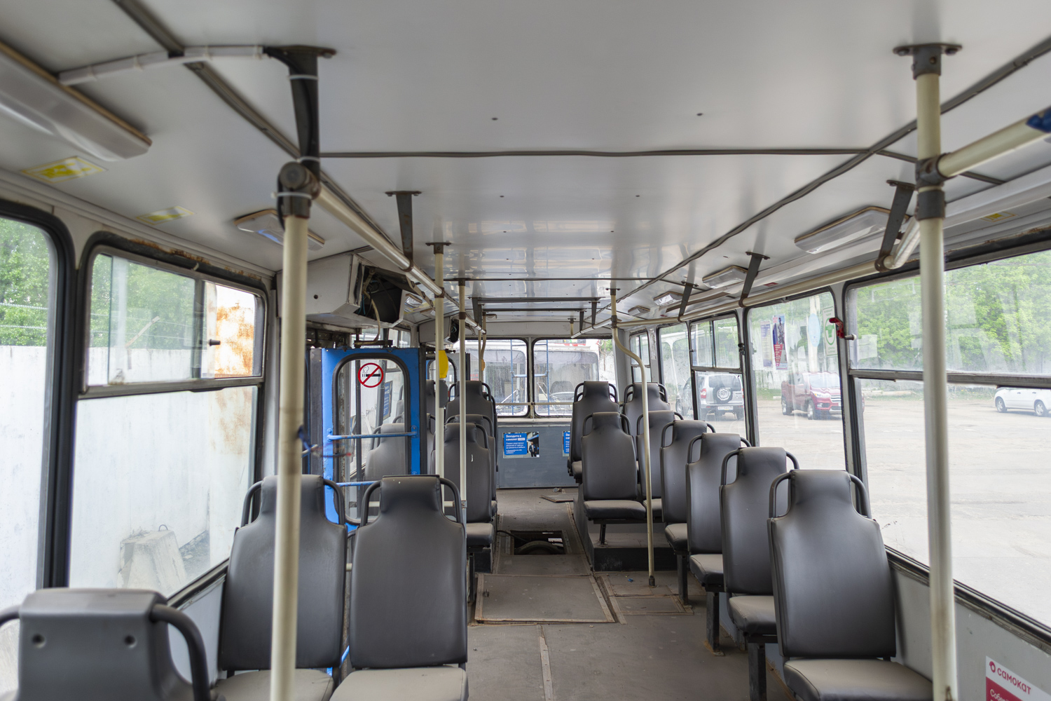 Воронеж, ЗиУ-682ГМ1 (с широкой передней дверью) № 8831