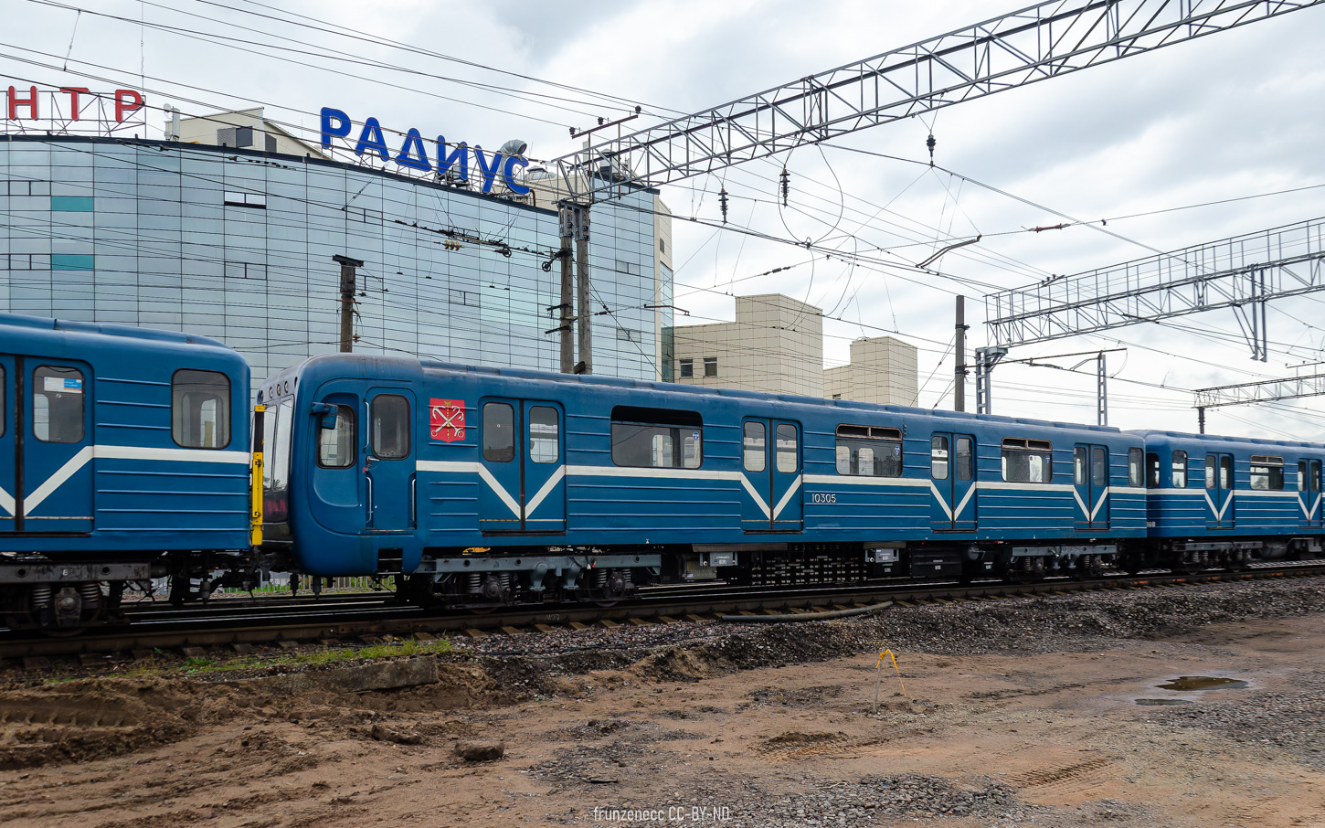 Saint-Petersburg, 81-540.8 č. 10305; Saint-Petersburg — Metro — Transport of subway cars by railway