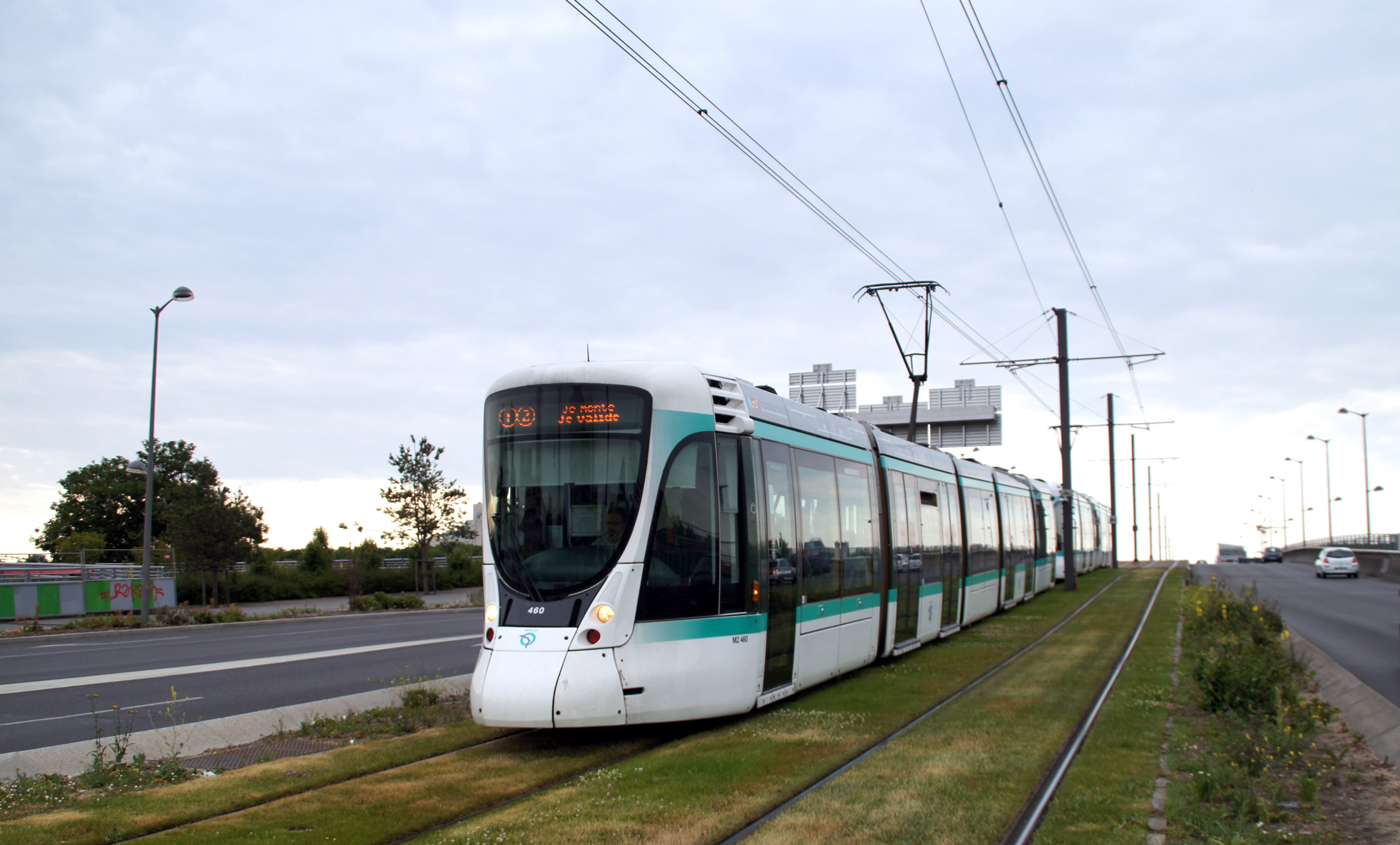 Париж -  Версаль -  Ивелин, Alstom Citadis 302 № 460