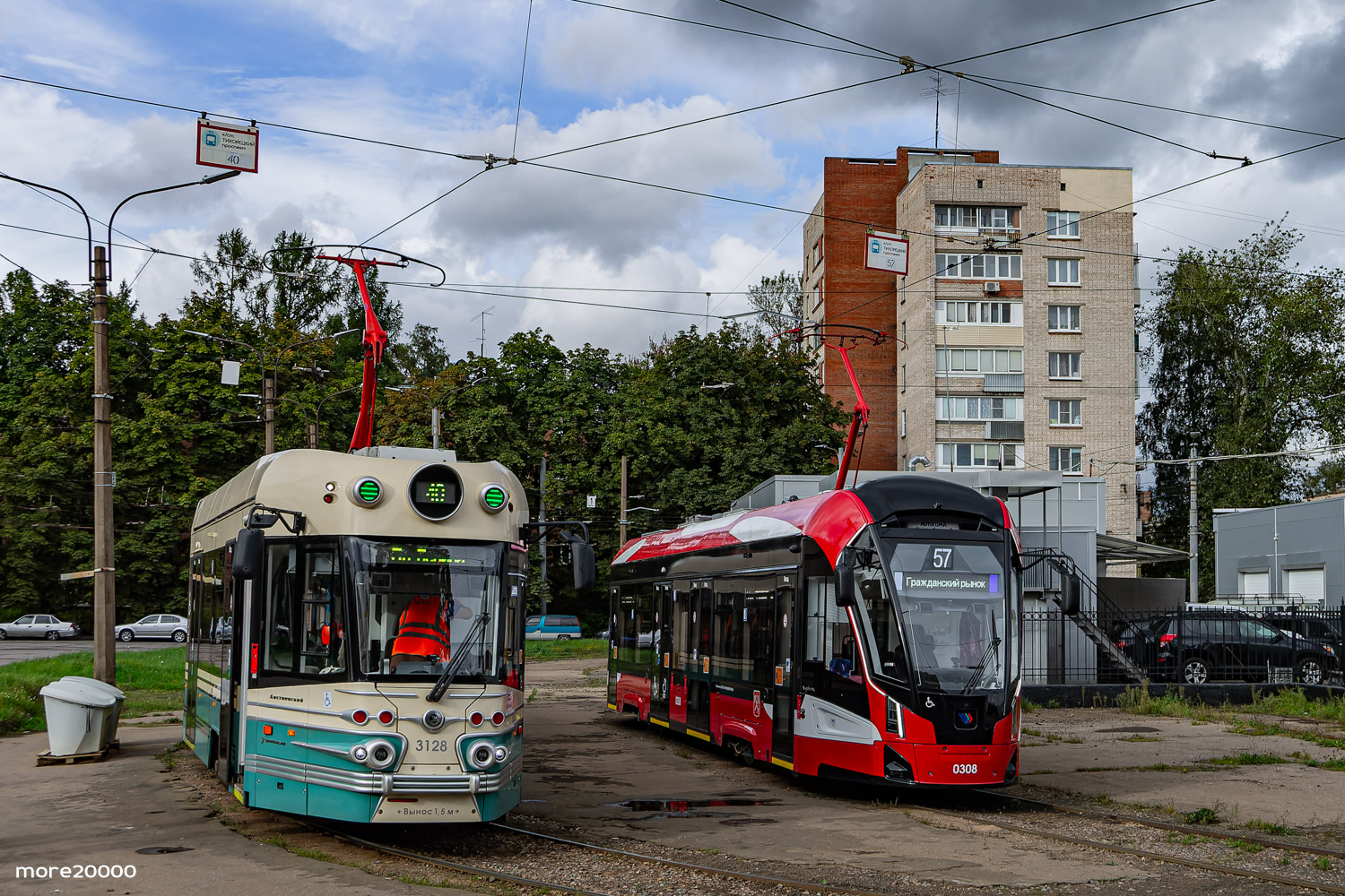 Санкт-Петербург, 71-431Р «Достоевский» № 3128; Санкт-Петербург, 71-911ЕМ «Львёнок» № 0308