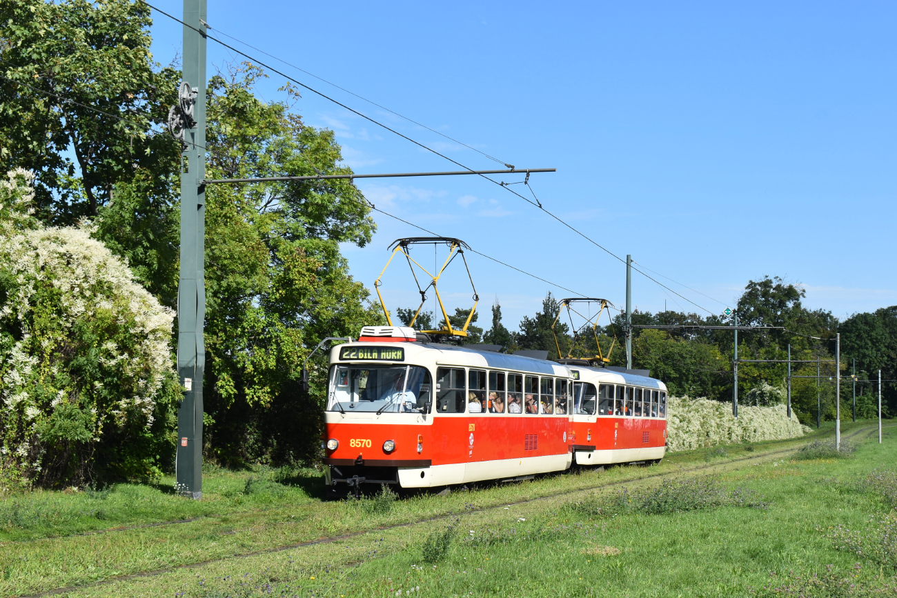 Прага, Tatra T3R.P № 8570