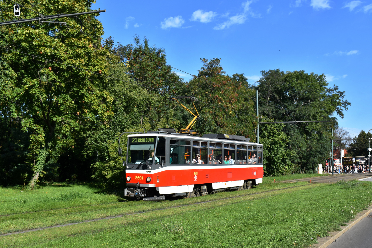 Prague, Tatra T6A5 Br. 8601