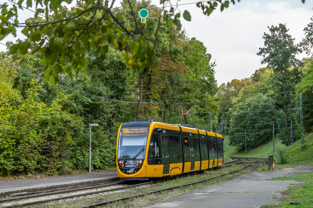 Budapeszt, CAF Urbos 3 Nr 2258