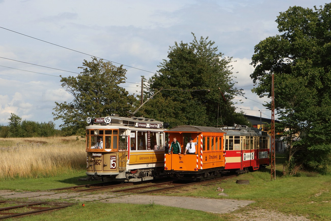 Skjoldenæsholm, 2-axle motor car # 567; Skjoldenæsholm, 2-axle trailer car # 4994