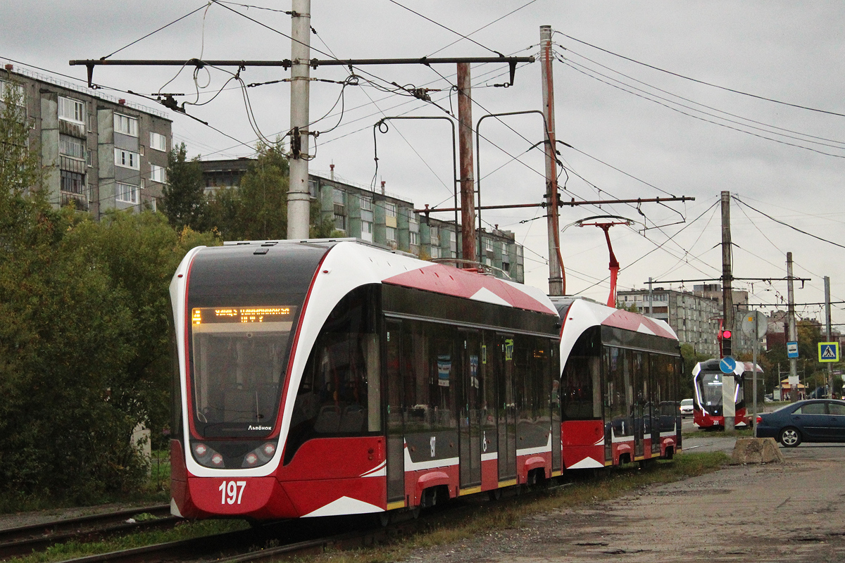 Череповец, 71-911ЕМ «Львёнок» № 197