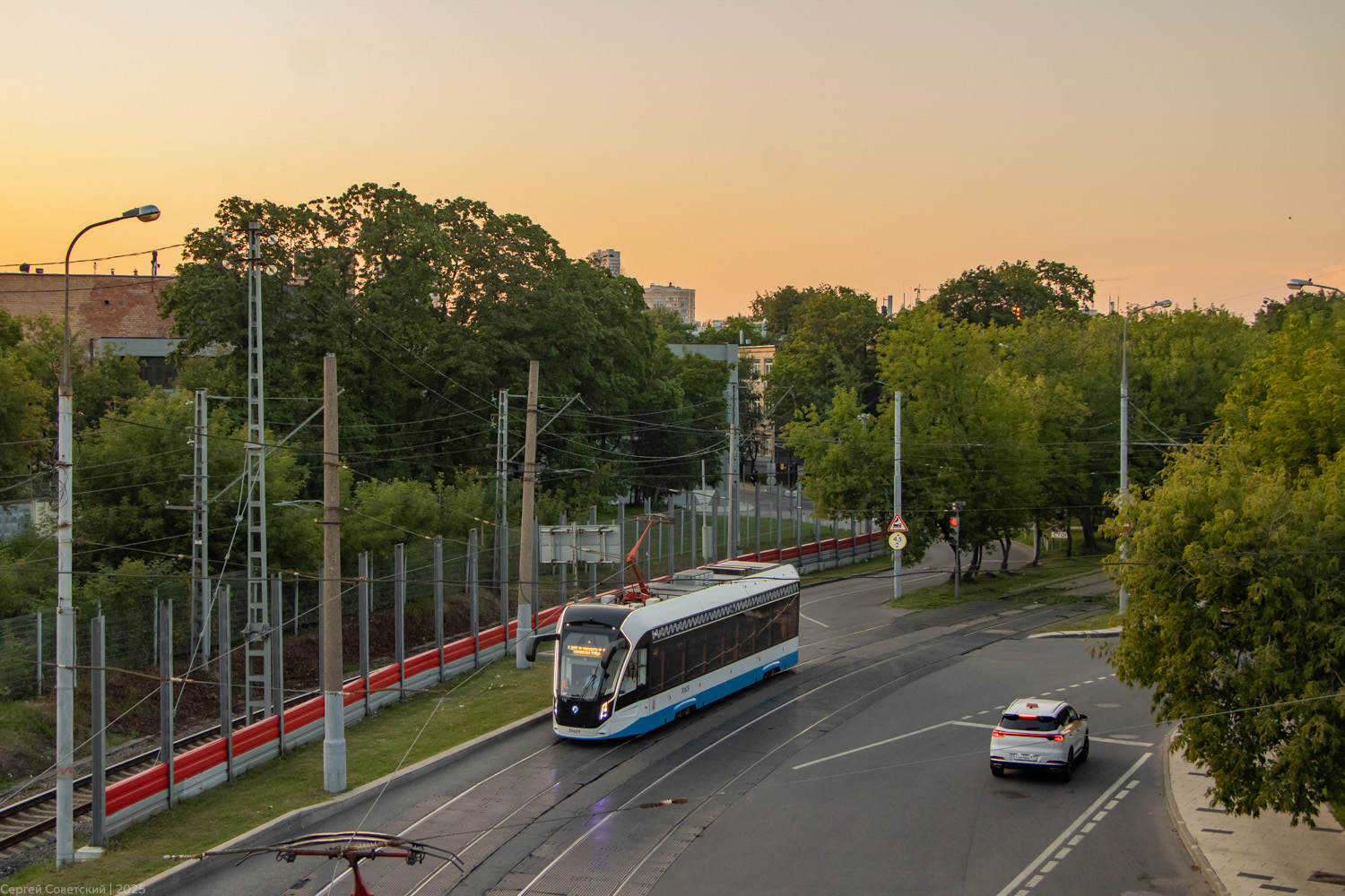 Москва, 71-911ЕМ «Львёнок» № 30629