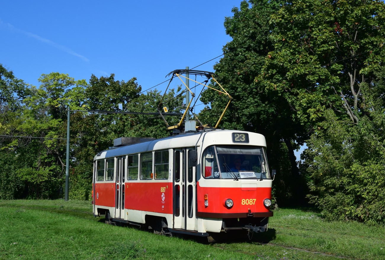 Прага, Tatra T3M2-DVC № 8087