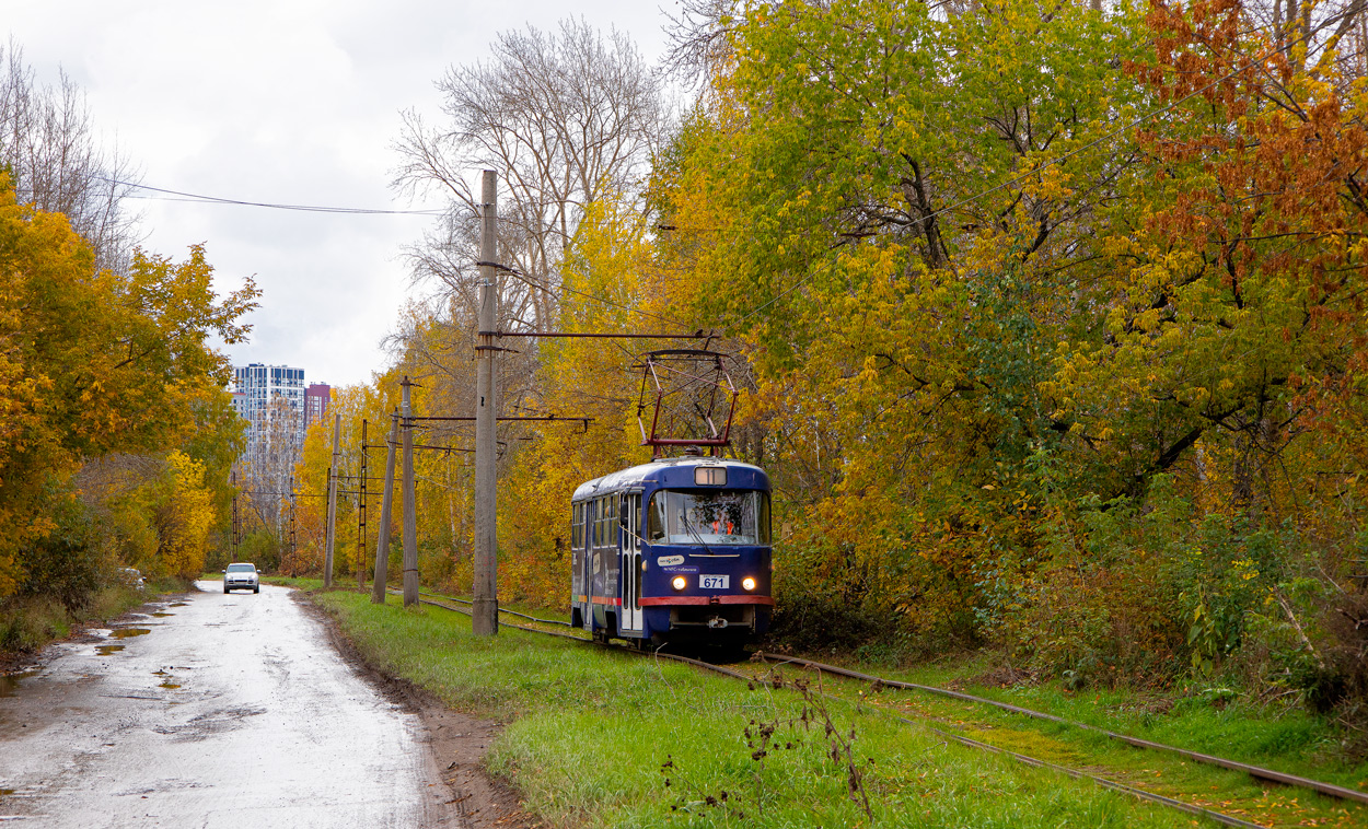 Jekatyerinburg, Tatra T3SU — 671 Jekatyerinburg, Tatra T3SU — 671