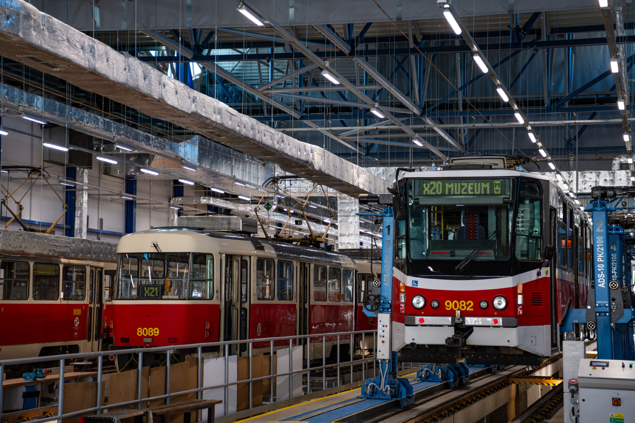 Прага, Tatra KT8D5R.N2P № 9082; Прага — 150 лет городскому транспорту в Праге