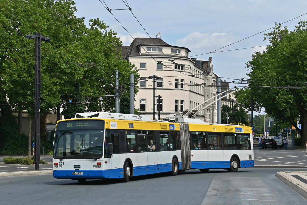 Solingen, Van Hool AG 300T nr. 253