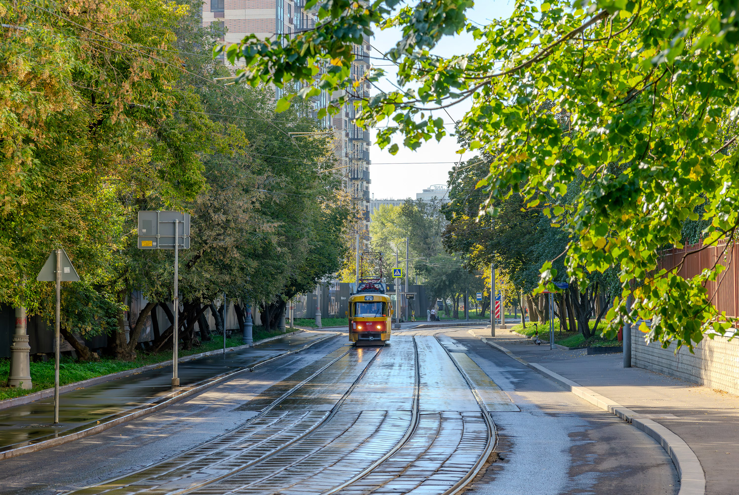 Moskva — Autumn retro transport parade and exhibition on September 6, 2025 Moskva — Autumn retro transport parade and exhibition on September 6, 2025