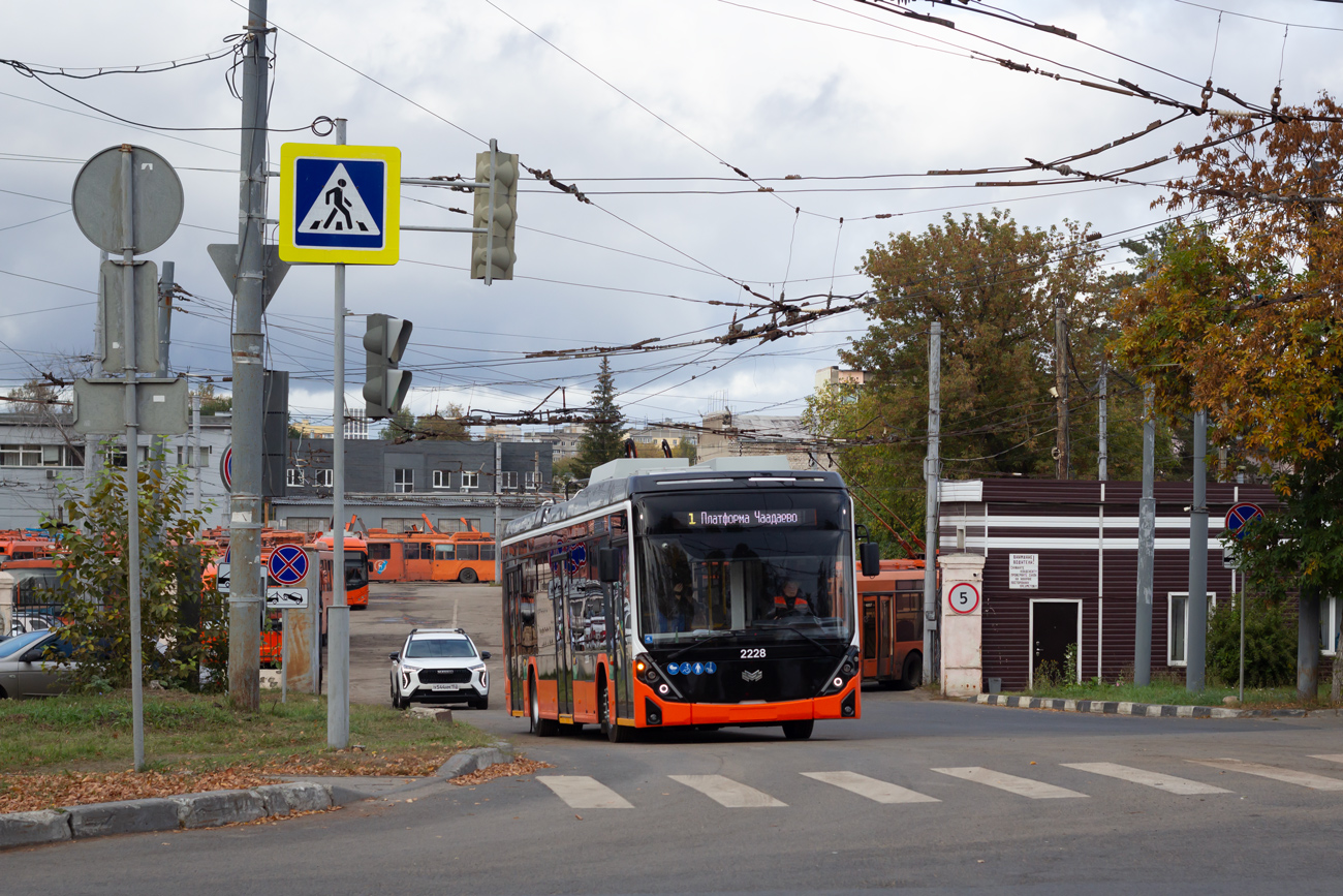 Нижний Новгород, БКМ 32100D «Ольгерд» № 2228