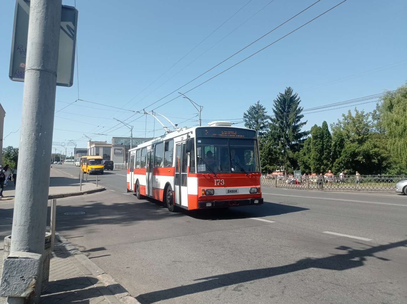 Ровно, Škoda 14Tr10/6 № 173