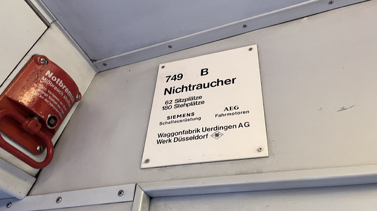 Frankfurt am Main, Duewag Pt № 749