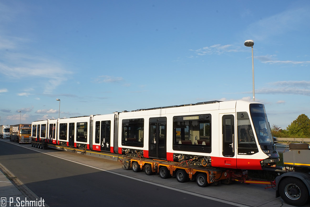 Галле, Stadler Tina MGT-XL № 855