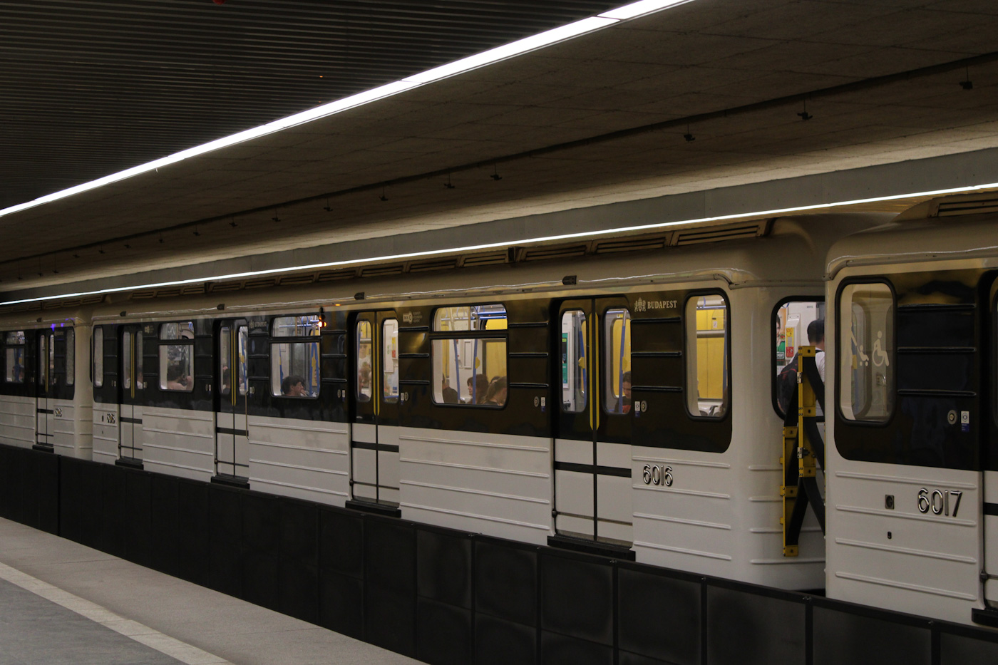 Будапешт, 81-714.2К № 6016 Будапешт, 81-714.2К № 6016