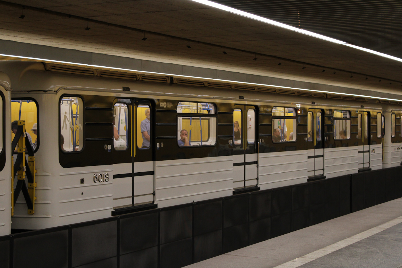 Budapest, 81-714.2K — 6018