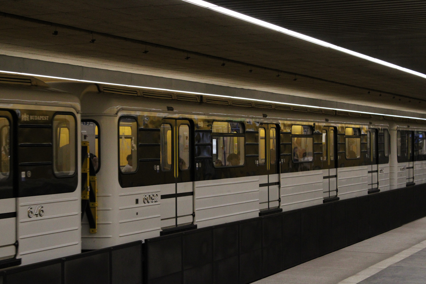 Budapest, 81-714.2K — 6092