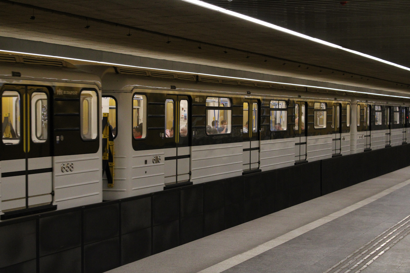 Будапешт, 81-714.2К № 6116