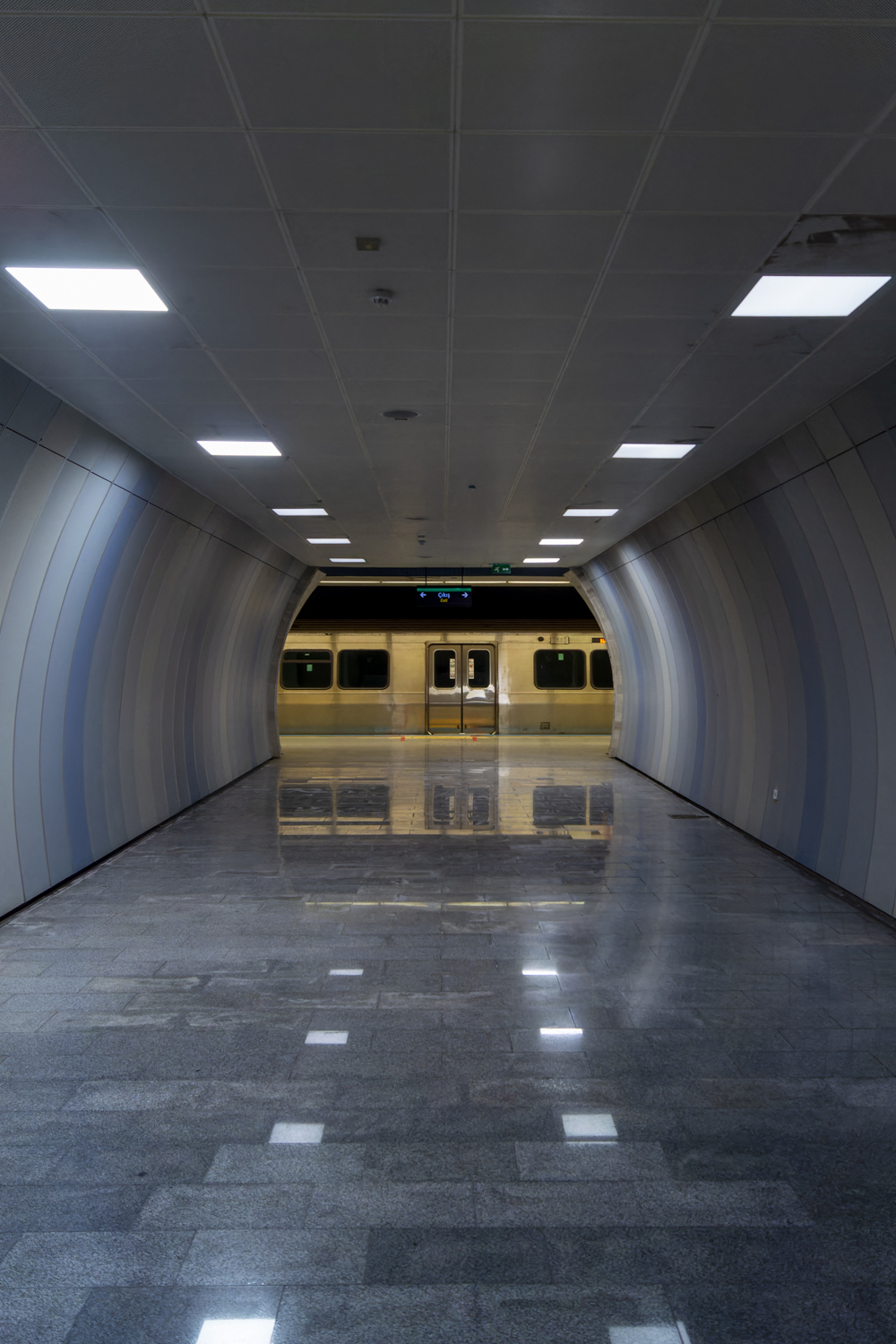 Стамбул — Метрополитен — Линия M2 (Yenikapı — Seyrantepe / Hacıosman)