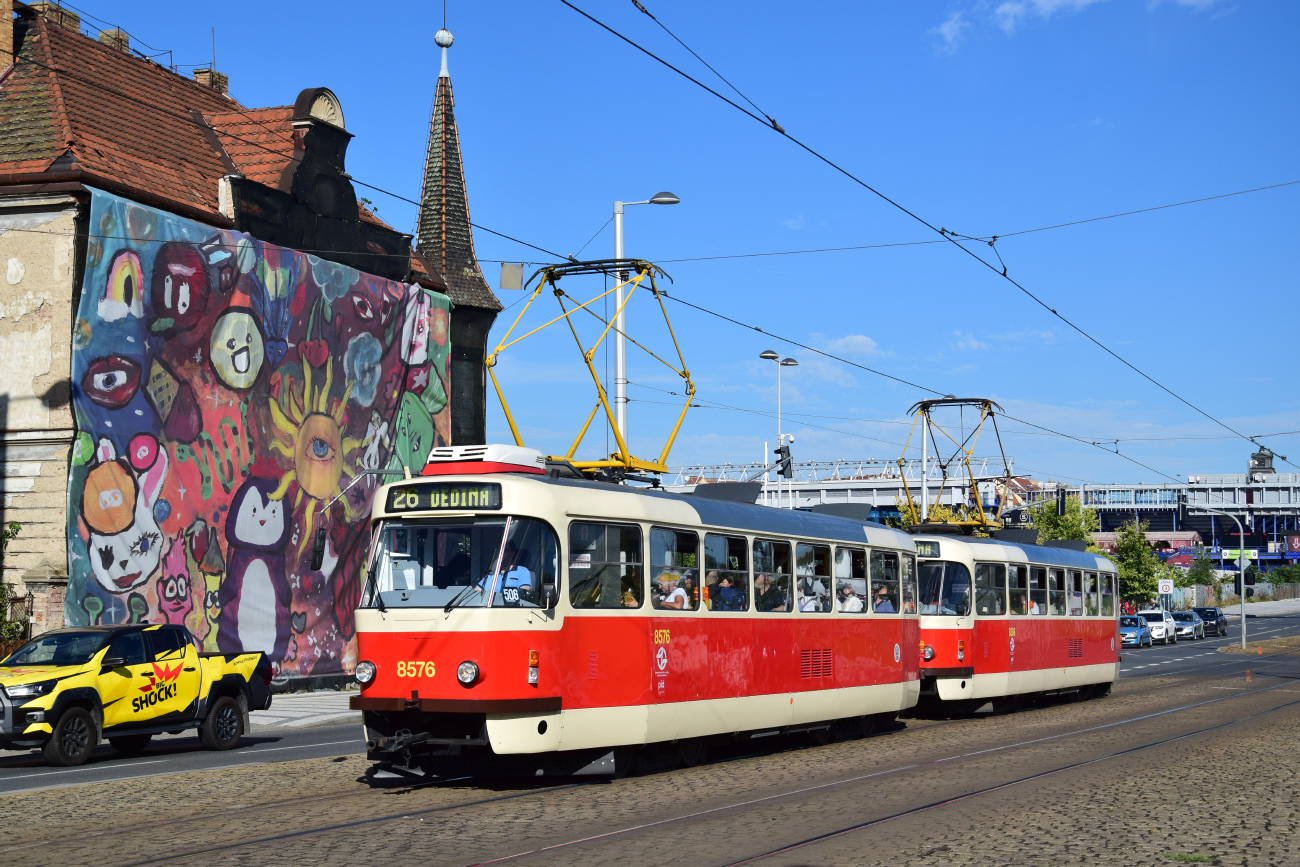 Прага, Tatra T3R.P № 8576