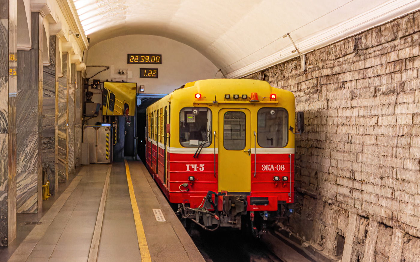 Санкт-Петербург, 81-581.4 № ЭКА-06