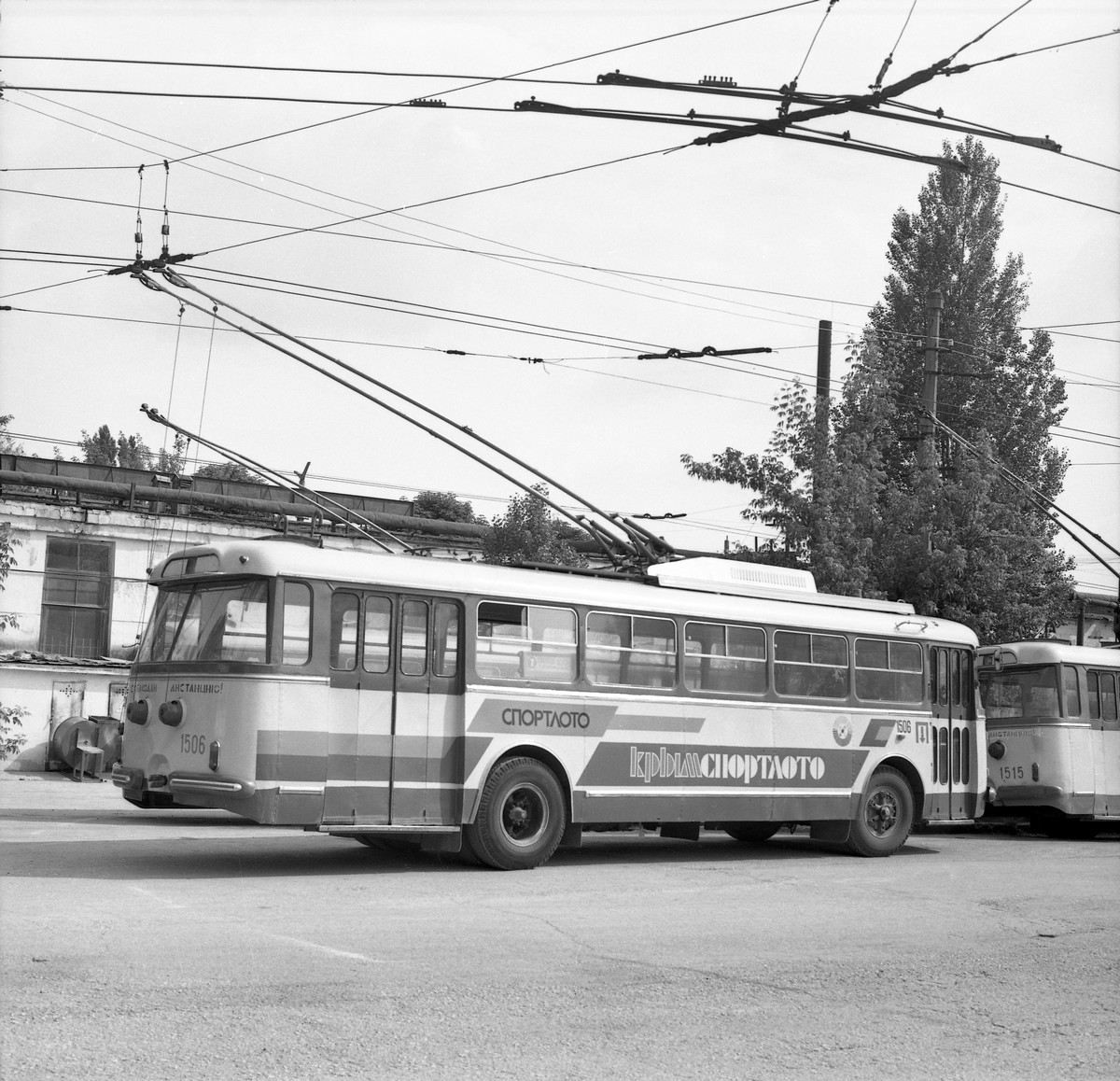 Krim-Obus, Škoda 9Tr19 Nr. 1506; Krim-Obus — Historical photos (1959 — 2000)