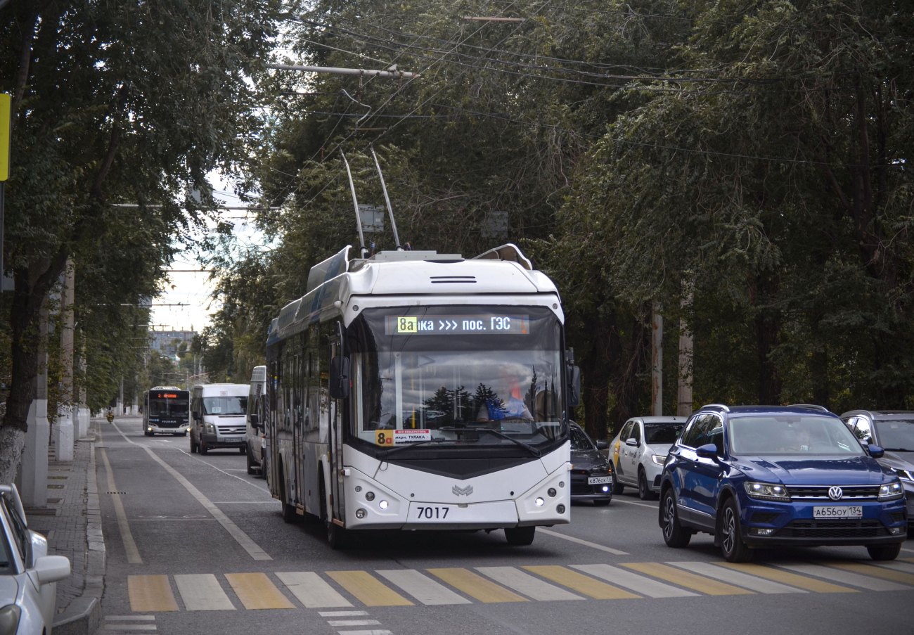 Волгоград, БКМ 32100D № 7017
