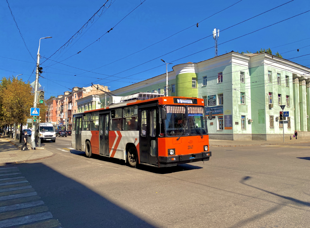 Макеевка, ЮМЗ Т2 мод. 7 № 2047