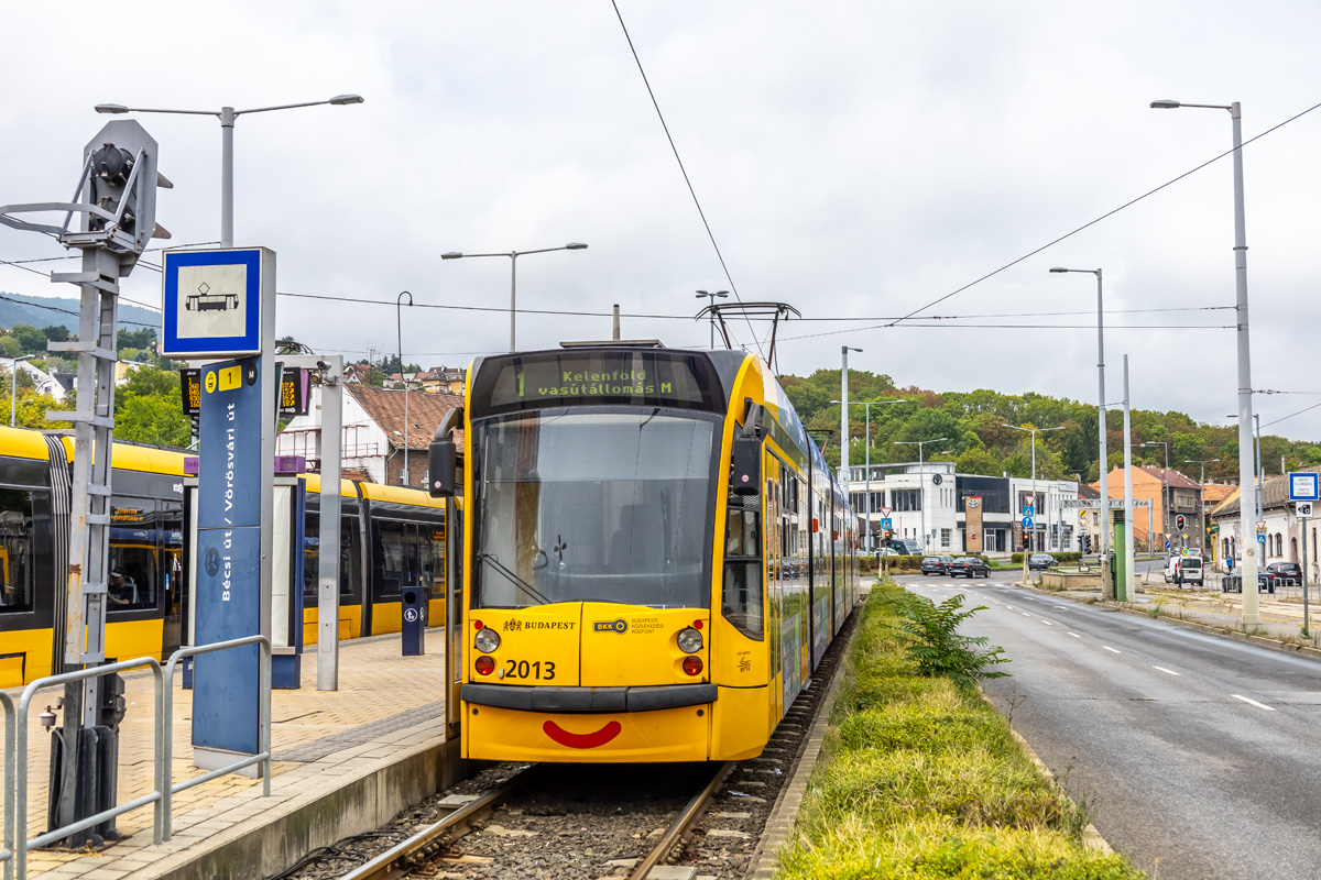 Будапешт, Siemens Combino Supra NF12B № 2013