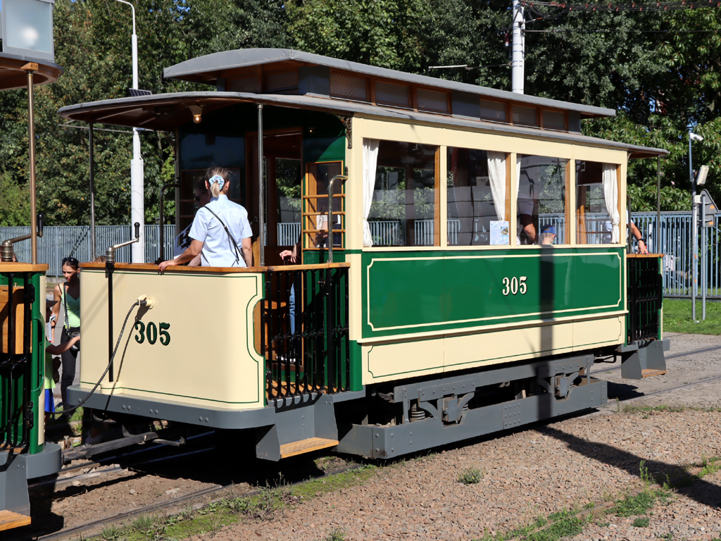 Cracovie, Modertrans/Weyer 2-axle trailer car N°. 305; Cracovie — 150th anniversary of city transport