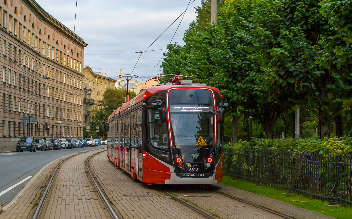 Санкт-Пецярбург, 71-638-02 «Поларис» № 5813; Санкт-Пецярбург — Выставка вагонов на 118-летие трамвая