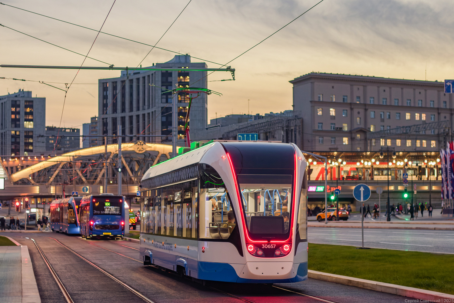 Москва, 71-911ЕМ «Львёнок» № 30657