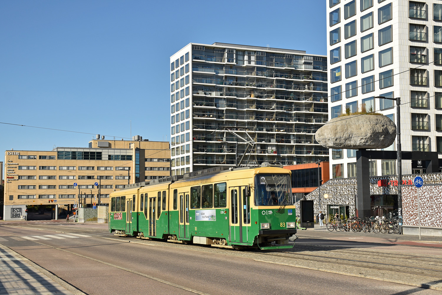 Хельсинки — Эспоо, Valmet MLNRV2 № 83