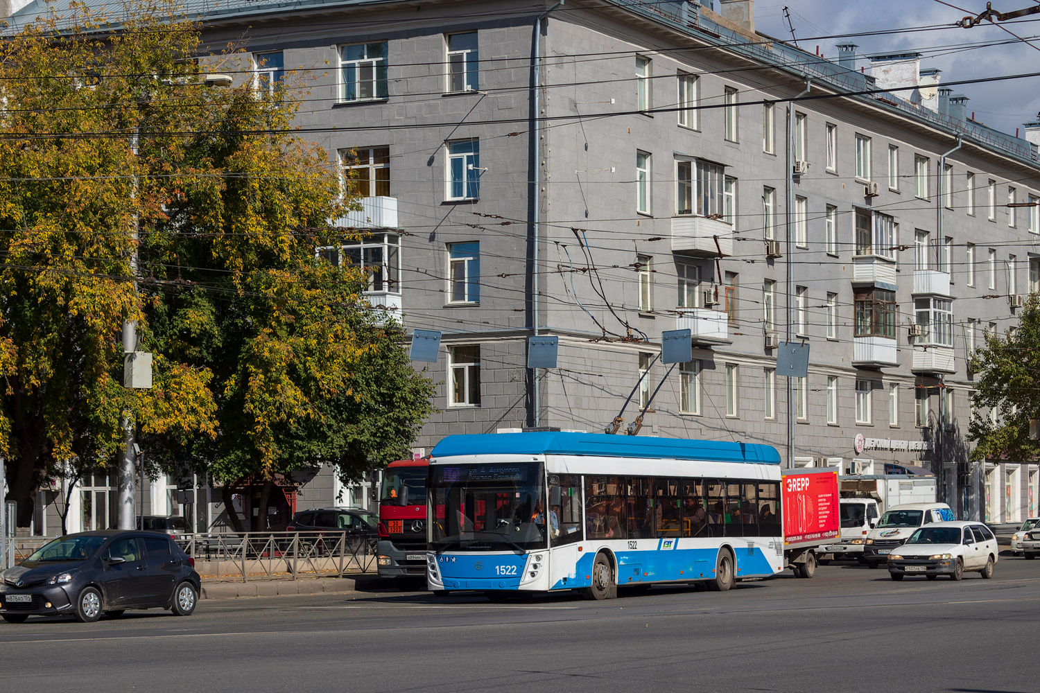 Новосибірськ, УТТЗ-6241.01 «Горожанин» № 1522 Новосибірськ, УТТЗ-6241.01 «Горожанин» № 1522