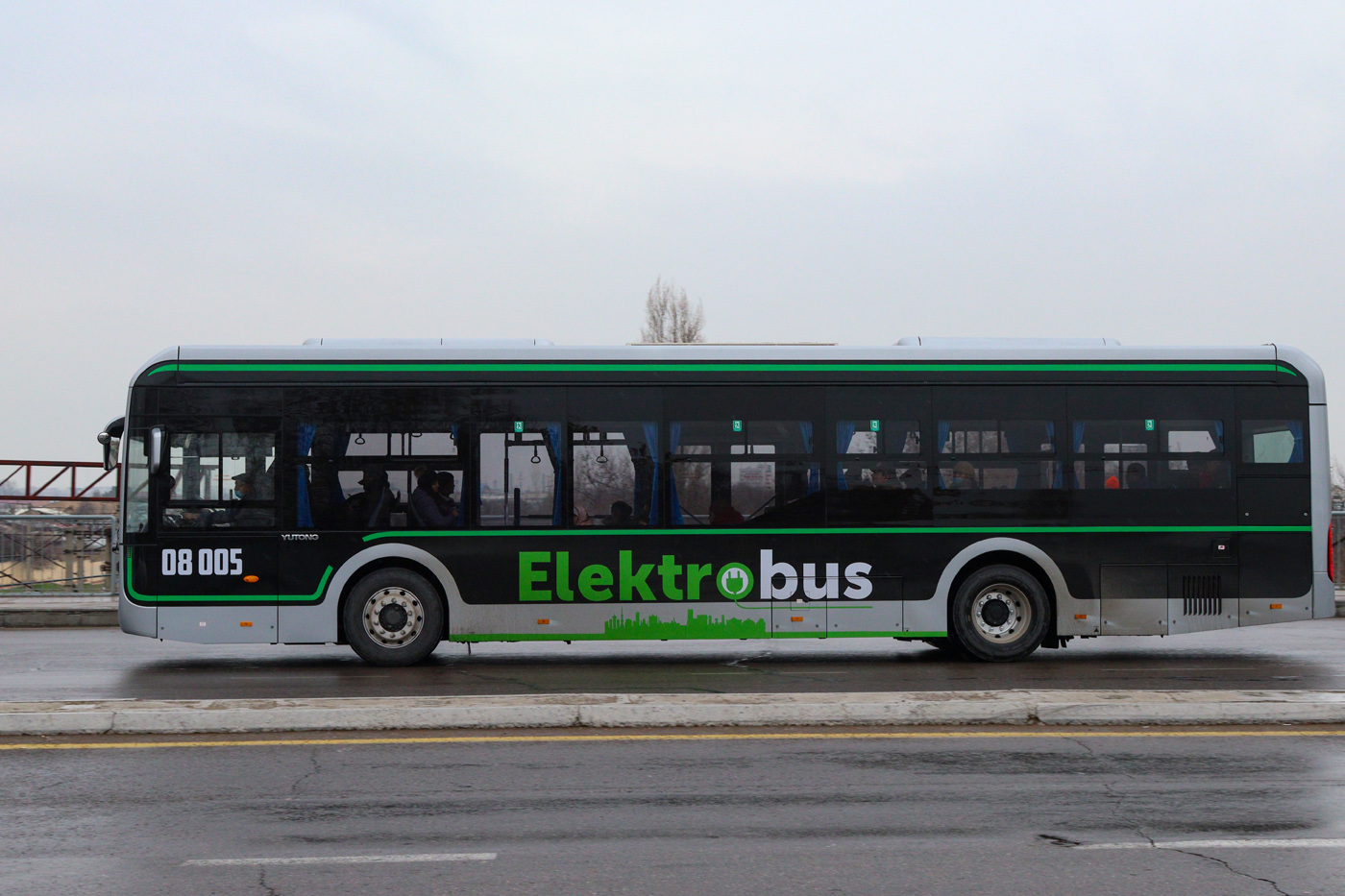 Tashkent, Yutong ZK6126BEVG nr. 08005