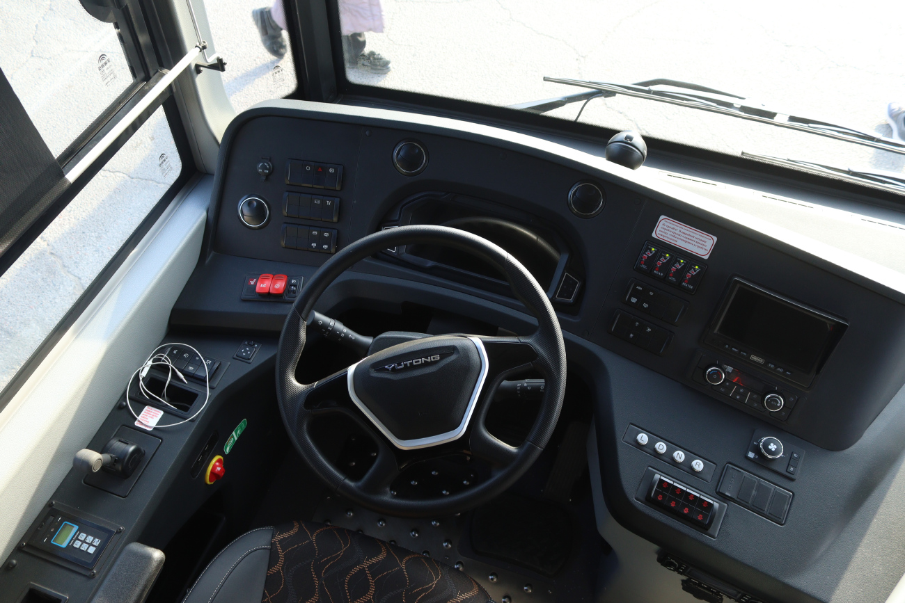 Tachkent, Yutong ZK6126BEVG N°. 08002