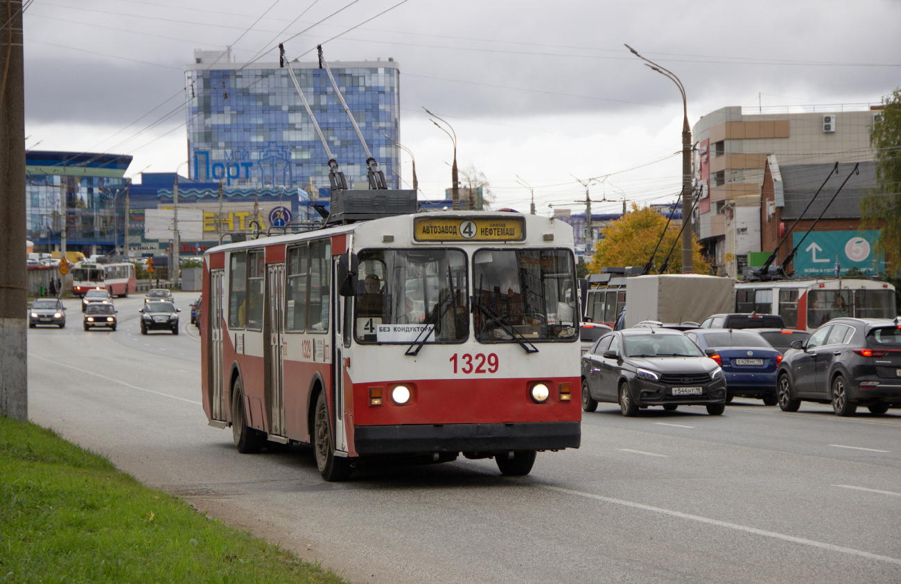 Iževsk, ZiU-682G [G00] č. 1329