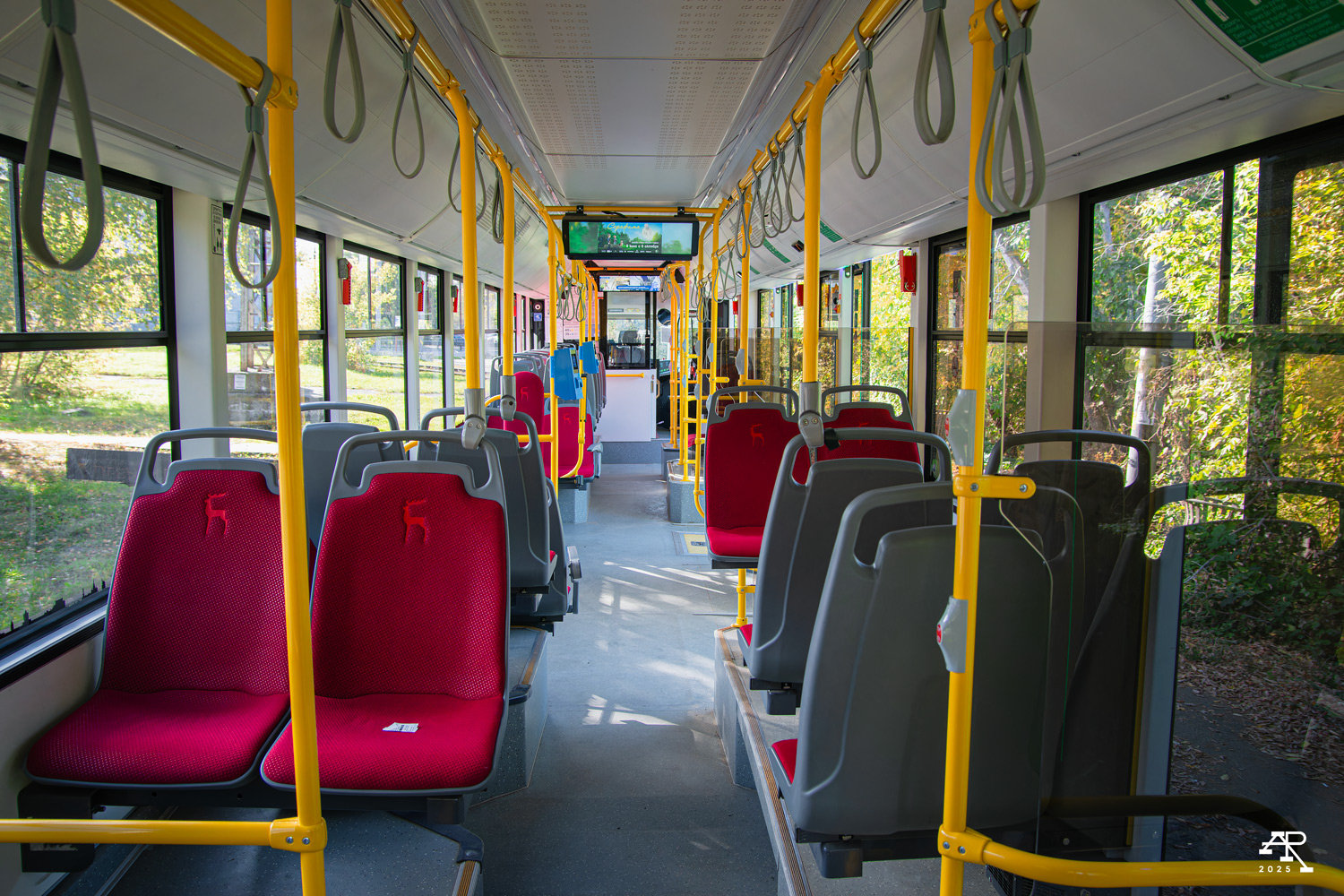 Нижній Новгород, БКМ Т811 «МиНиН» № 1825