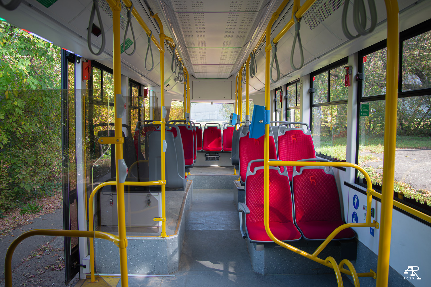 Нижній Новгород, БКМ Т811 «МиНиН» № 1825