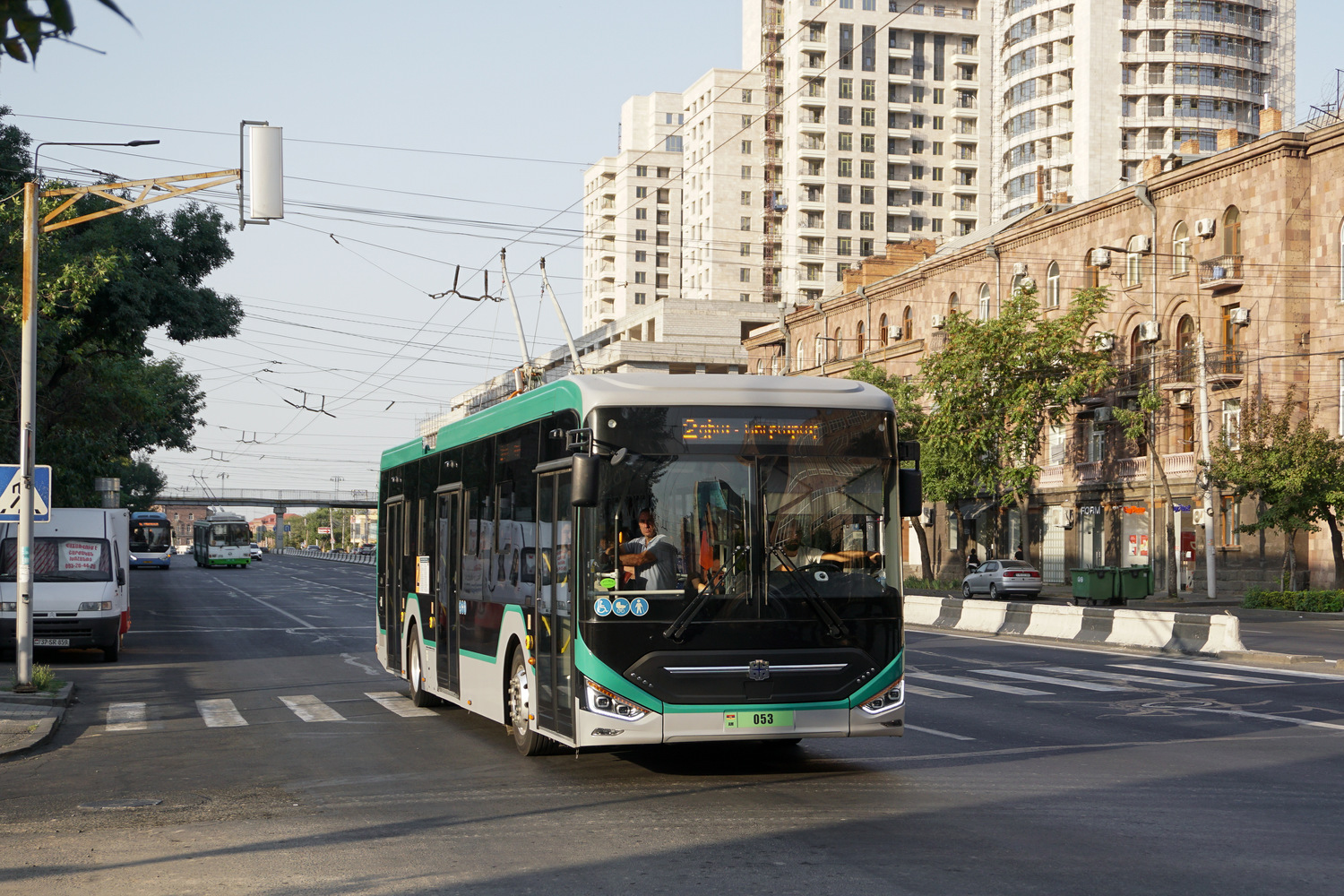 Ереван, Zhongtong LCK6126E № 053 Ереван, Zhongtong LCK6126E № 053