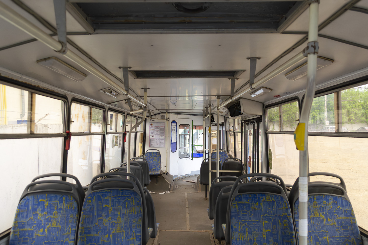 Воронеж, ЗиУ-682ГМ1 (с широкой передней дверью) № 8543