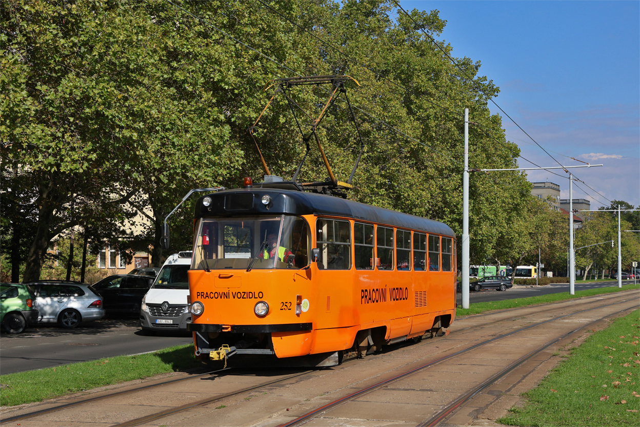 Мост ― Литвинов, Tatra T3SUCS № 252